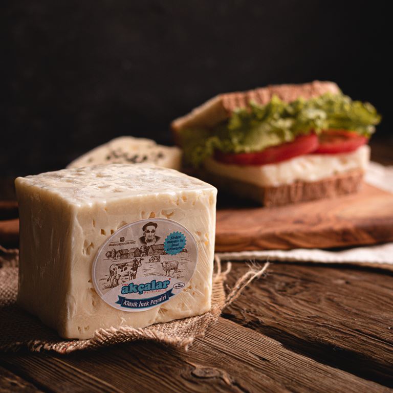 Ezine Sert Klasik İnek Peyniri 680 - 750 gr - 1