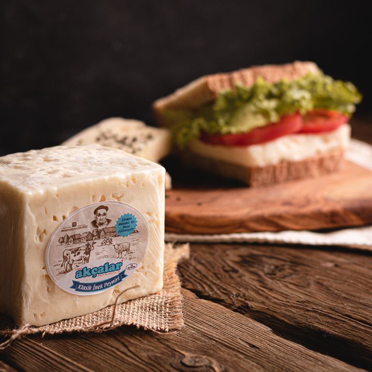 Ezine Sert Klasik İnek Peyniri 680 - 750 gr - 2